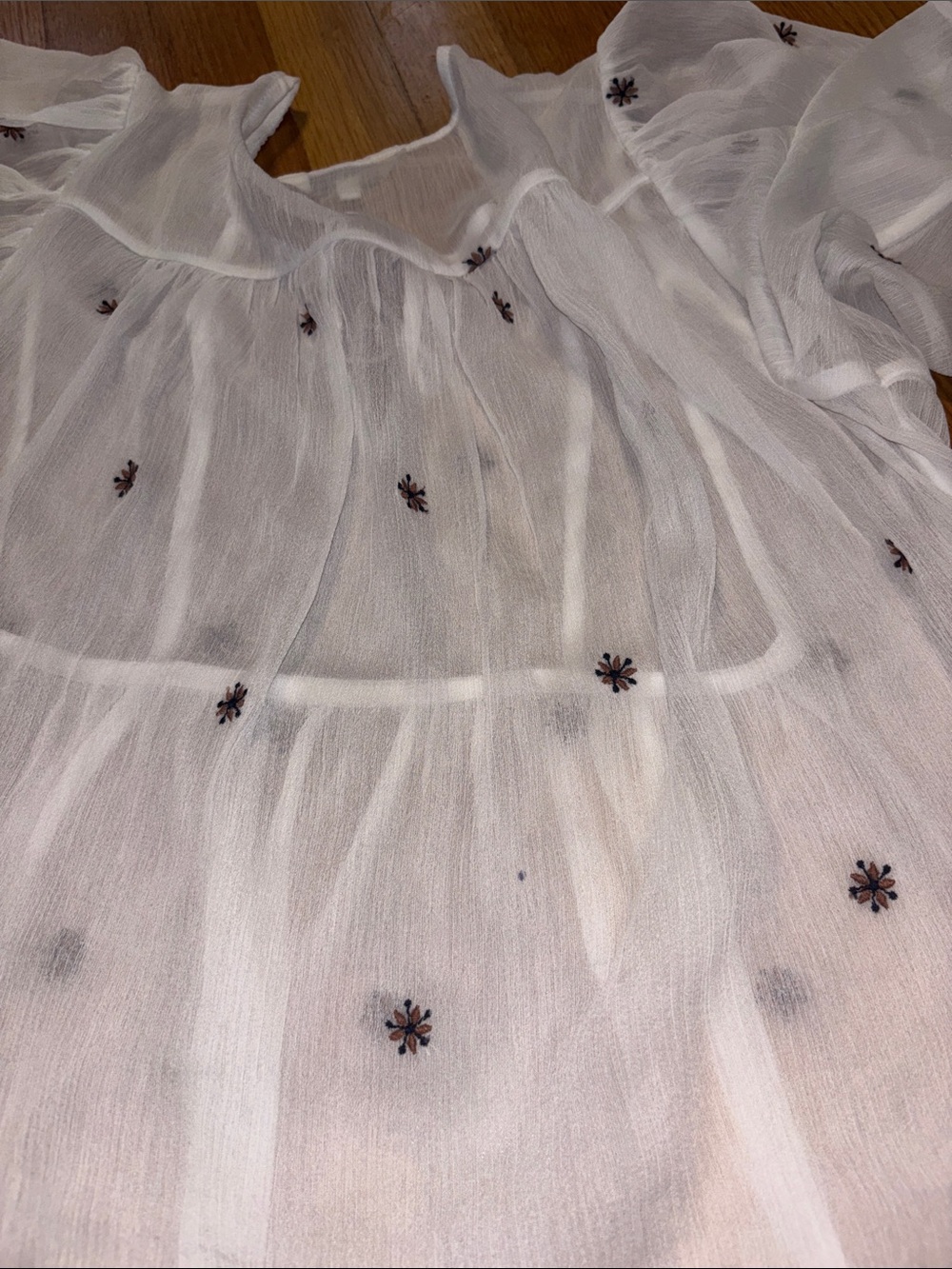 Lucky Brand White Embroidered V-Neck Tunic Top with Tassels - Picture 7 of 7